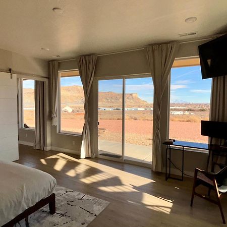 Page Arizona Border Town- Crimson Suite, Desert Canyon Getaway With Views Big Water Exterior foto